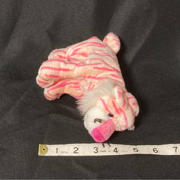 ⭐️ Vintage 2003 Mystique The Pink Tiger Ty Beanie Baby - Picture 12 of 12